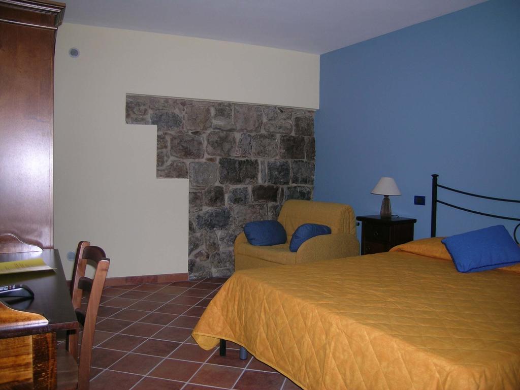 Bed and Breakfast Domus Lilio à Petralia Sottana Chambre photo