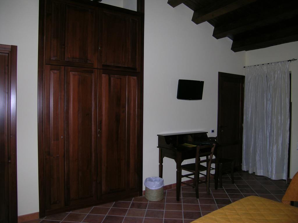 Bed and Breakfast Domus Lilio à Petralia Sottana Extérieur photo
