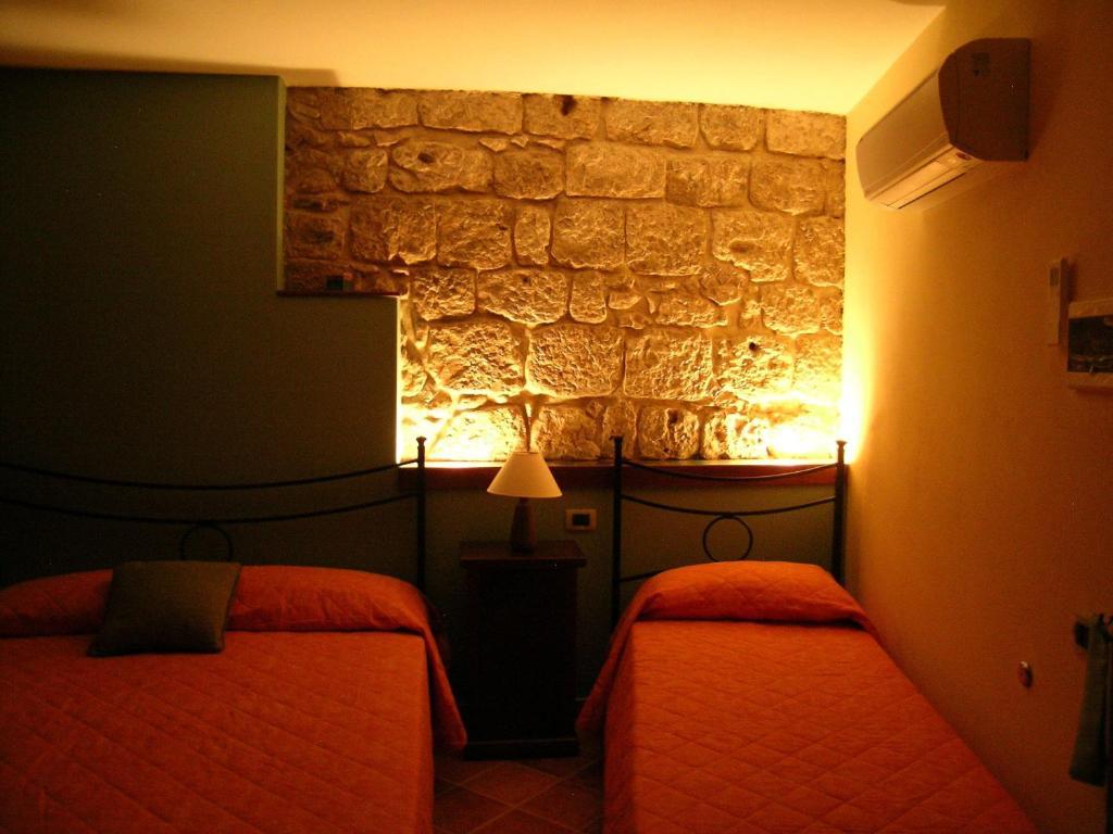 Bed and Breakfast Domus Lilio à Petralia Sottana Extérieur photo